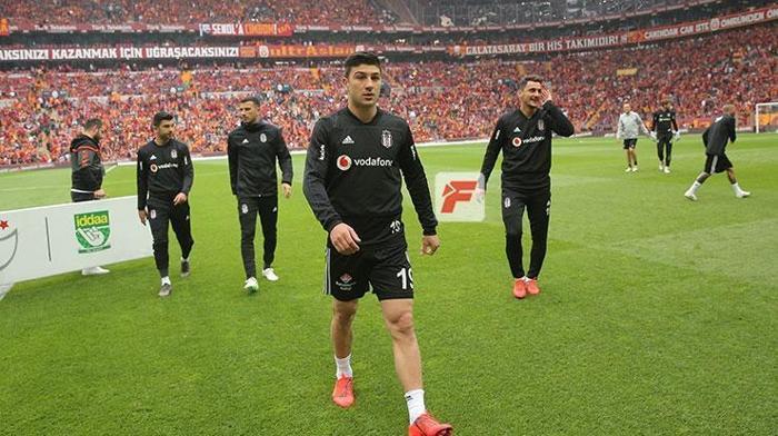 Galatasaray - Beşiktaş derbisinden ekrana yansımayanlar
