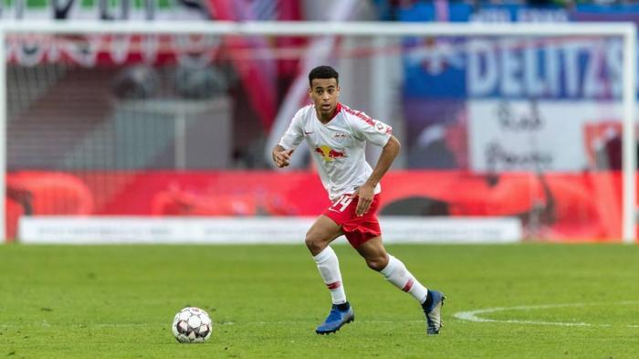 42- Tyler Adams