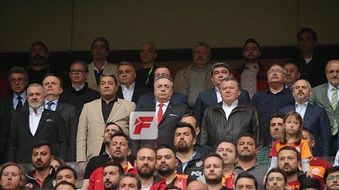 Galatasaray - Beşiktaş derbisinden ekrana yansımayanlar