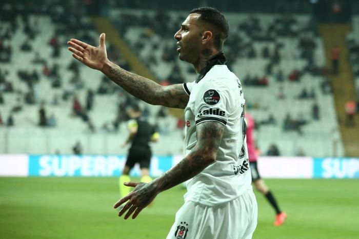 Beşiktaşın yıldızı Ricardo Quaresma çılgına döndü
