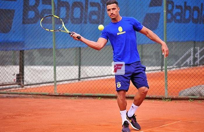 Fenerbahçeli Soldado ve Dirar tenis oynadı Otizme dikkati çekti