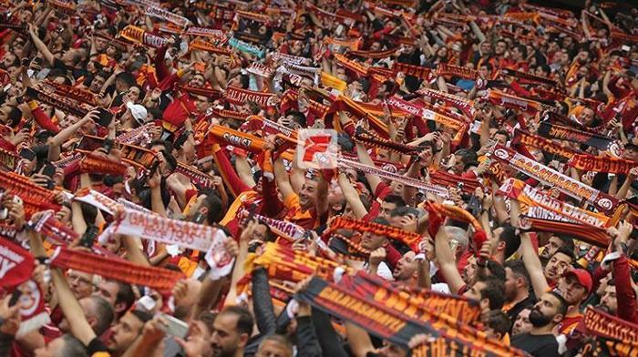 Galatasaray - Beşiktaş derbisinden ekrana yansımayanlar