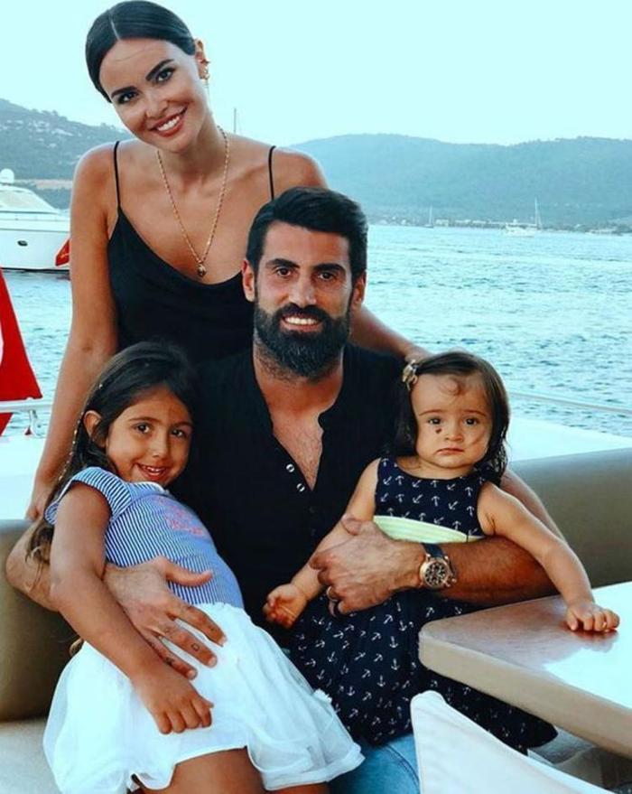 Zeynep Demirelden Volkan Demirelle ilgili büyük sürpriz