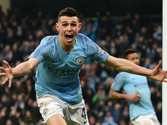 18-Phil Foden