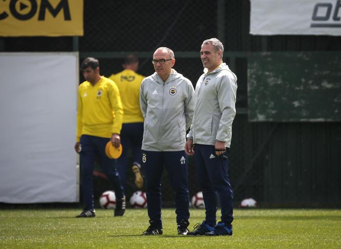 Fenerbahçenin Fransız yıldızı Valbuena, hırsının kurbanı oldu
