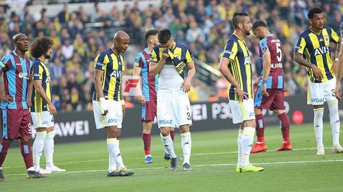 Fenerbahçe - Trabzonspor maçından ekrana yansımayanlar