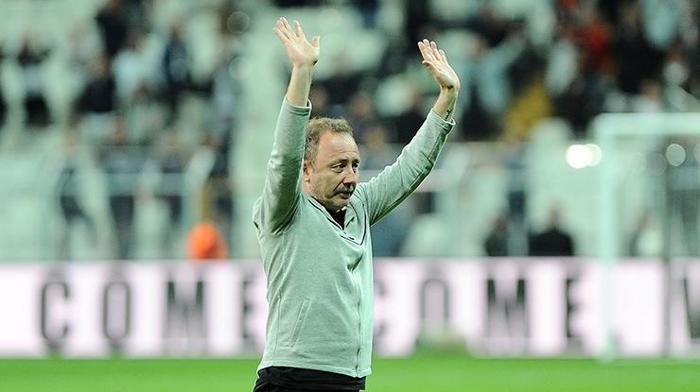 Fenerbahçe ve Beşiktaşın Abdullah Avcı yarışında dostluk kazandı