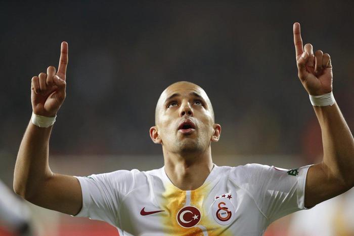 Galatasarayın Brezilyalı yıldızı Marcao, göz yaşlarını tutamadı