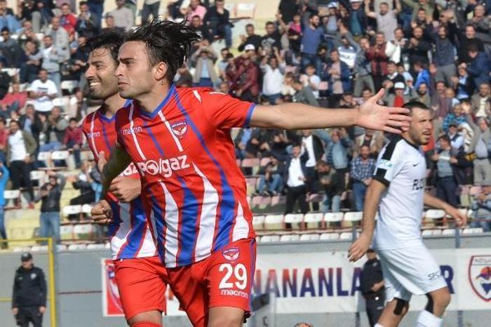 Alt liglerde attığı gollerle fırtınalar estiren 11 futbolcu...