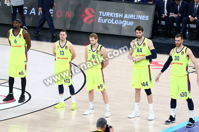 Anadolu Efes - Barcelona Lassa maçından ekrana yansımayanlar...