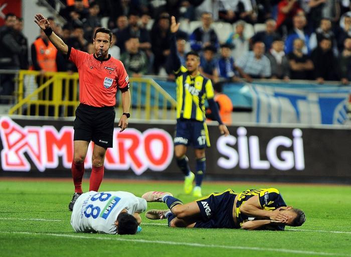 Fanatik yazarlarının Kasımpaşa - Fenerbahçe maçı yorumları