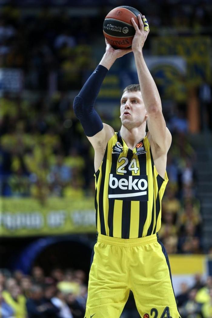 Fenerbahçe Beko - Zalgiris Kaunas maçında ekrana yansımayanlar