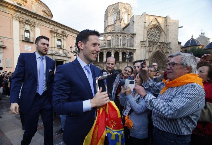 EuroCupta Valencia Basketin şampiyonluk coşkusu