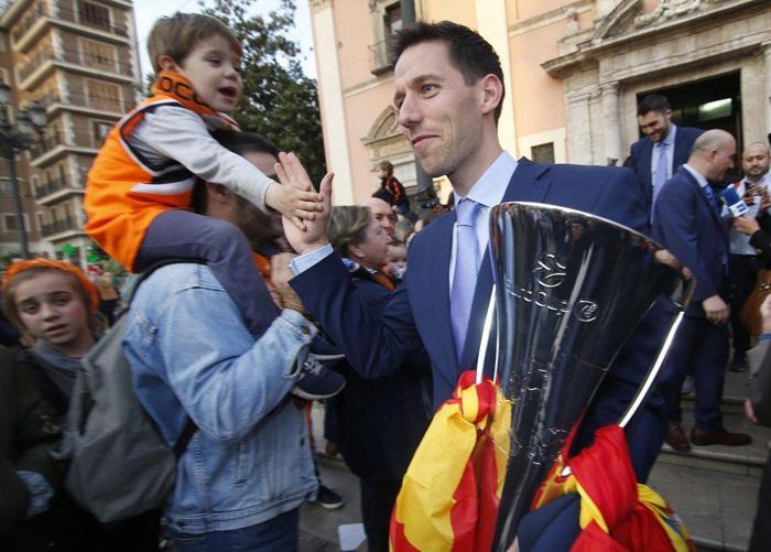 EuroCupta Valencia Basketin şampiyonluk coşkusu