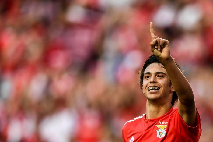 Joao Felix: Kızlar bana çıplak fotoğraf atıyor
