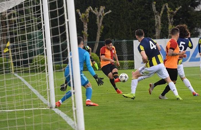Son dakika | Fenerbahçe - Galatasaray U21 maçında kavga çıktı