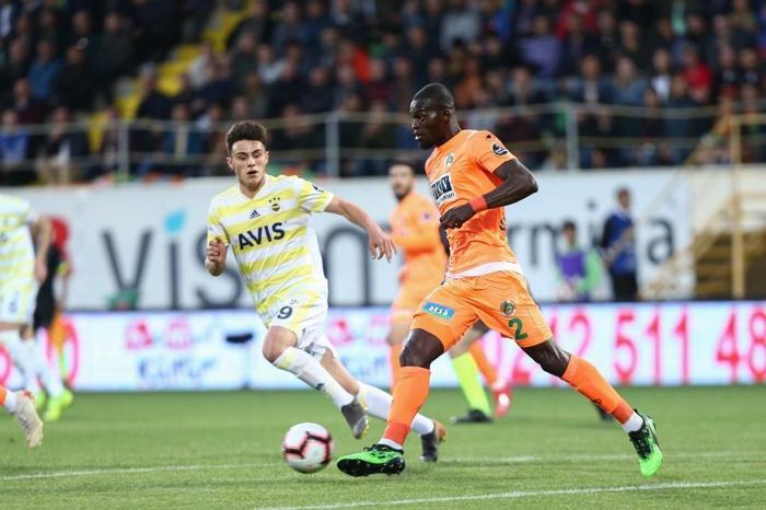 Görüşmeyi duyurdular Beşiktaş, Isaac Sackey transferi için masada...