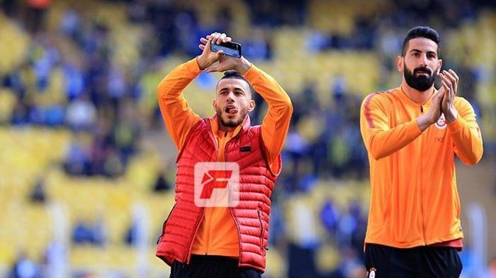 Galatasaraylı Belhanda, Fenerbahçe taraftarını çıldırttı