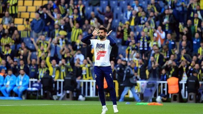 Fenerbahçe - Galatasaray derbisinin ardından Ali Koç sahaya indi
