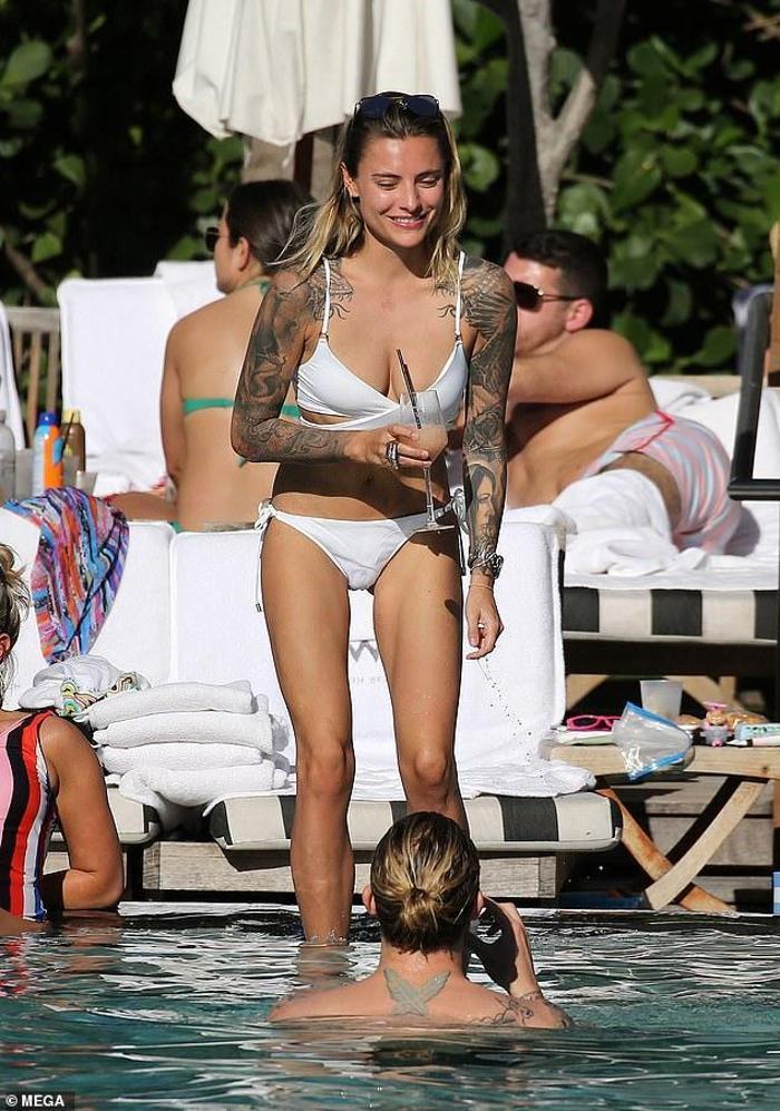 Sophia Thomalla, Loris Karius için bunu da yaptı