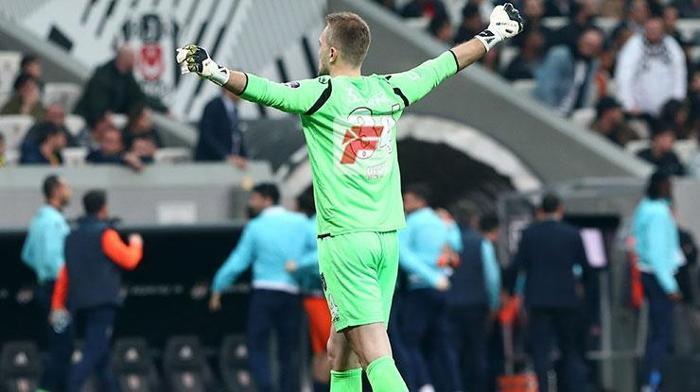 Beşiktaş - Başakşehir maçından ekrana yansımayanlar