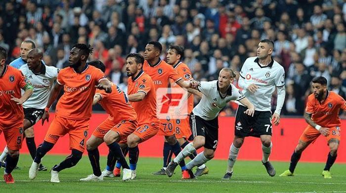 Beşiktaş - Başakşehir maçından ekrana yansımayanlar
