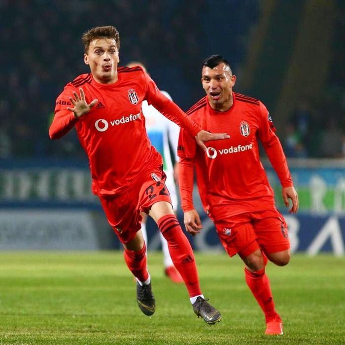 Beşiktaş - Başakşehir maçında taktik savaşı İşte muhtemel 11ler