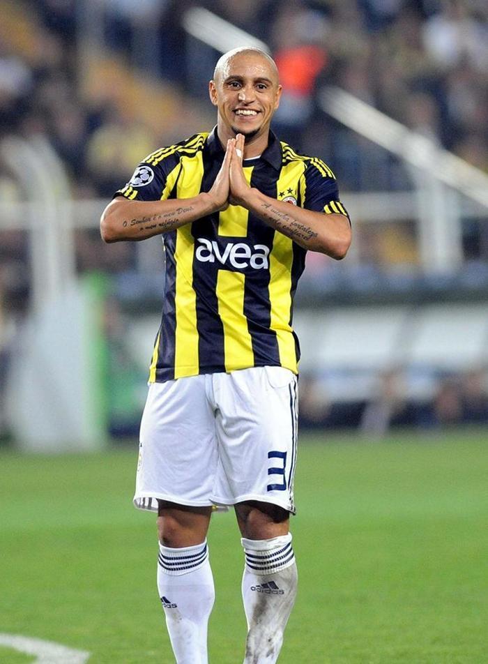 Alex de Souzadan Roberto Carlosa şok