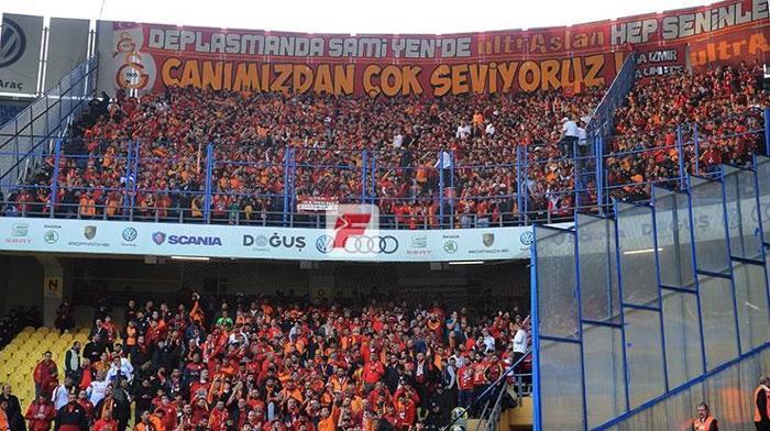 Fenerbahçe - Galatasaray derbisinin ardından Ali Koç sahaya indi