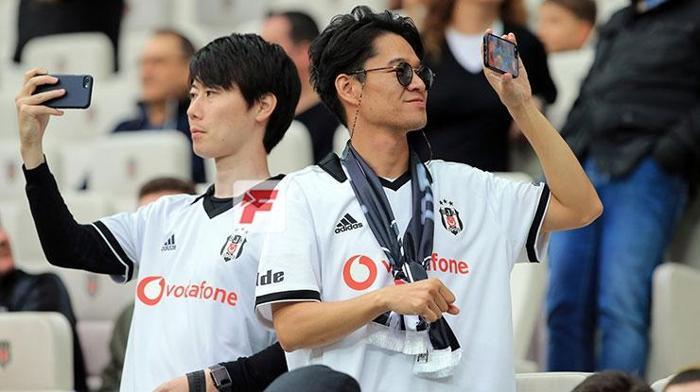 Beşiktaş - Başakşehir maçından ekrana yansımayanlar