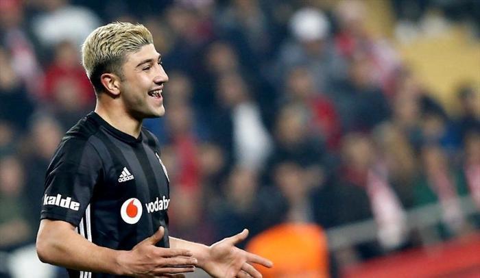 Menajeri açıkladı Beşiktaşlı Güven Yalçının transferi için görüşmeler başladı