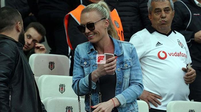 Beşiktaş - Başakşehir maçından ekrana yansımayanlar
