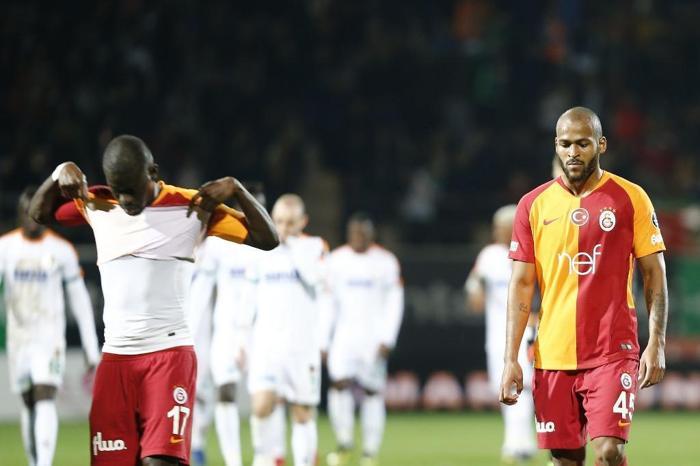 Avrupanın devleri Galatasaraylı Marcaonun peşinde