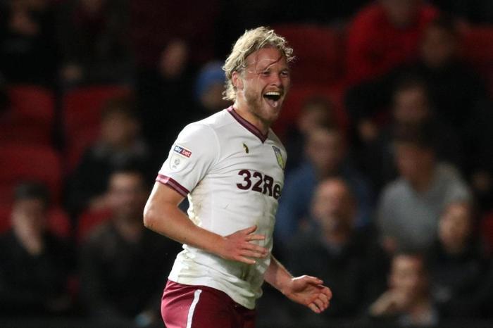 Fenerbahçeden Birkir Bjarnasona transfer teklifi
