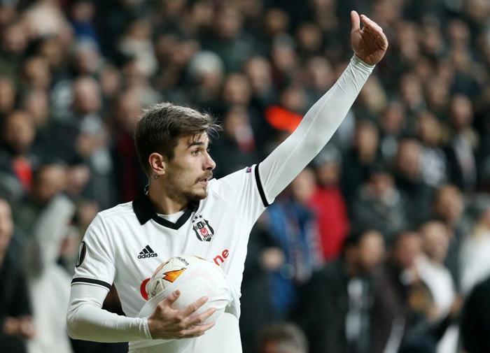 Beşiktaşta Dorukhan Toköz, La Liga yolcusu