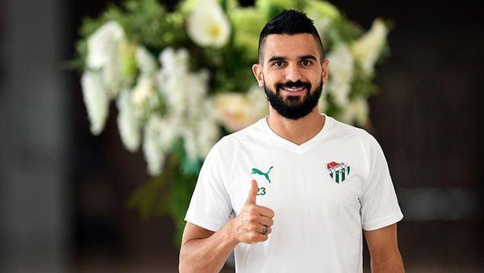 Fenerbahçeden Aziz Behich bombası