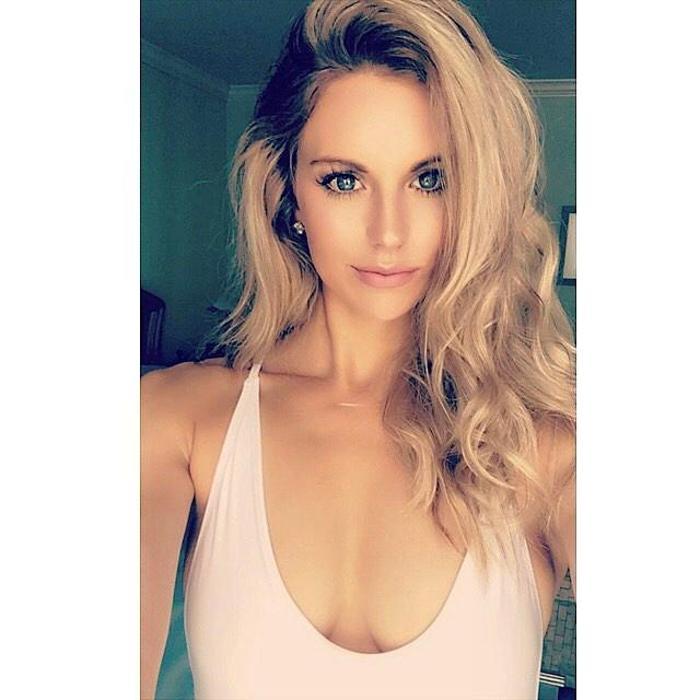 Futbol oynarken keşfedilen güzel: Lauren Marie Sesselmann