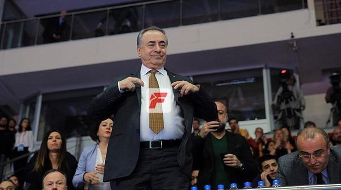 Galatasaray taraftarından Mustafa Cengize büyük destek: Cim Bom Bom halkındır, lisenin değil