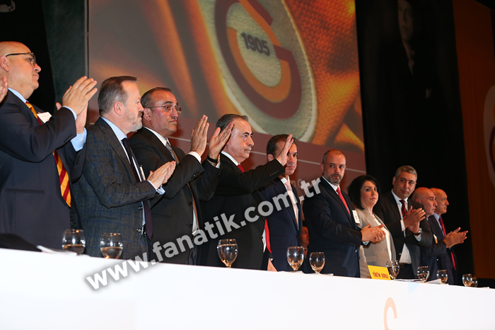 Galatasarayda kriz günleri