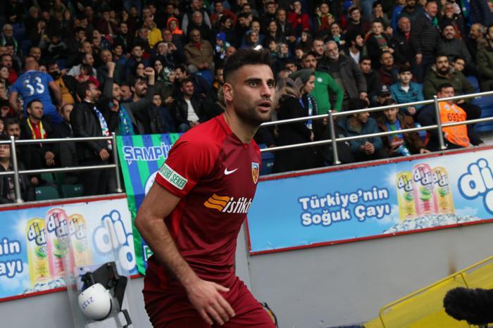 Devlerin gözü Süper Ligde
