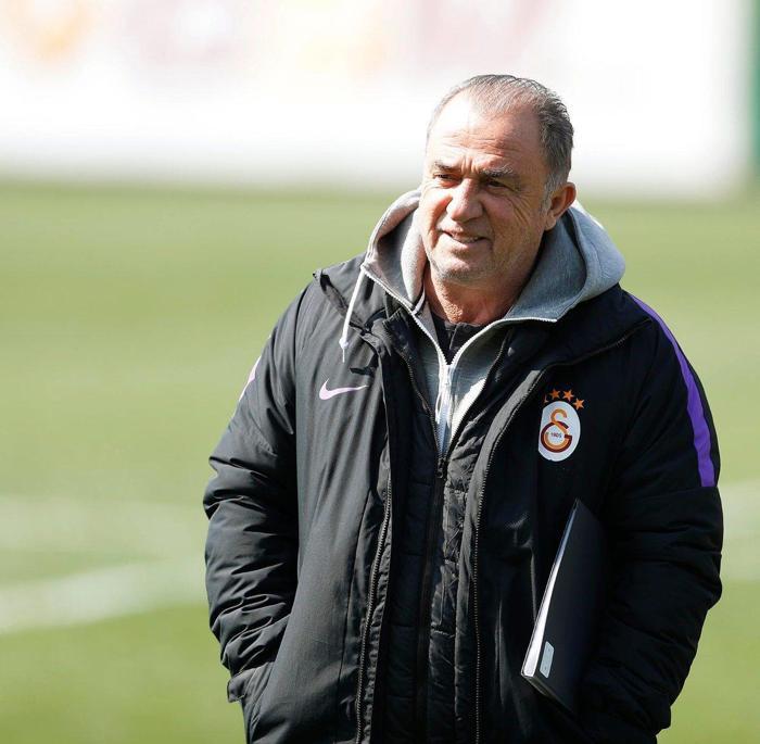 Galatasaraydan Ada seferi Onyekuru ve Ndiaye...