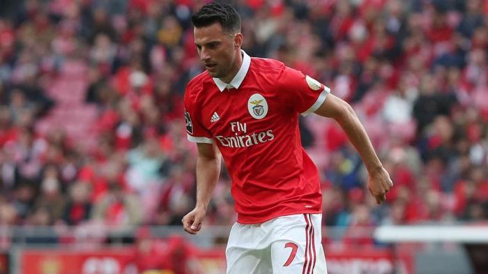 Galatasaraydan müthiş transfer hamlesi: Andreas Samaris