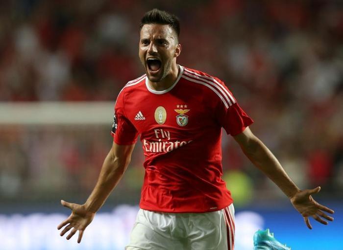 Galatasaraydan müthiş transfer hamlesi: Andreas Samaris
