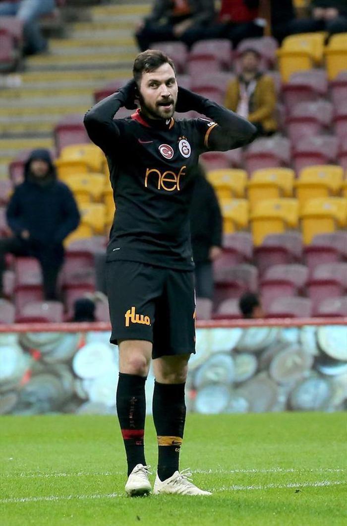 Galatasaraylı Sinan Gümüşün transferiyle ilgili resmi açıklama geldi
