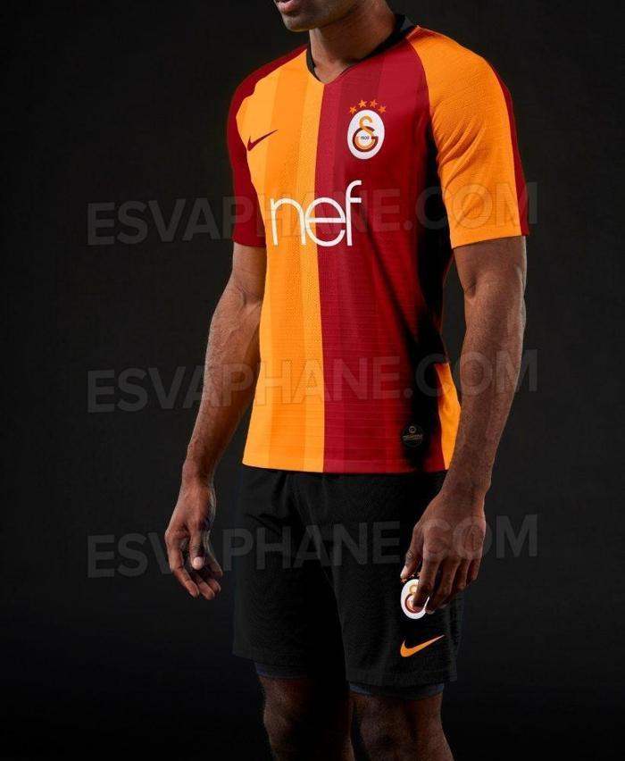 Galatasarayın yeni sezon formaları internete sızdı İşte Galatasarayın 2019-2020 sezonu formaları