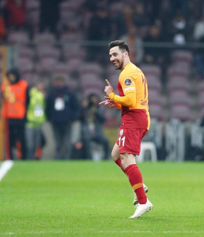 Galatasaraylı Sinan Gümüşün transferiyle ilgili resmi açıklama geldi