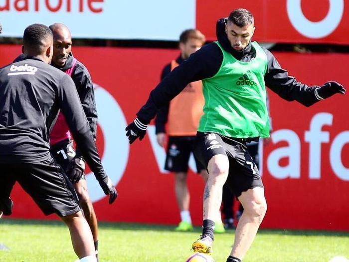Beşiktaşta dikkat çeken ikili