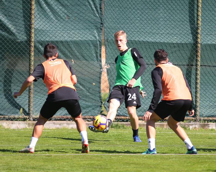 Beşiktaş, Çaykur Rizespor hazırlıklarına Şenol Güneşsiz başladı