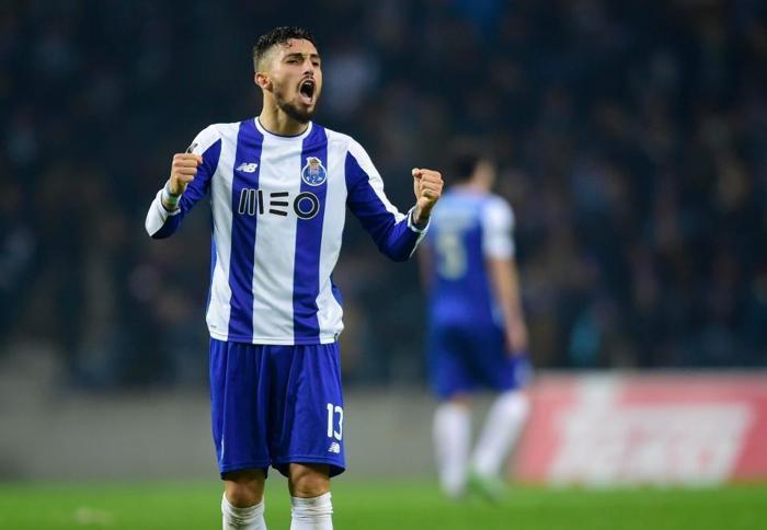 Galatasaraya Alex Tellesten dev müjde 40 milyon euro...