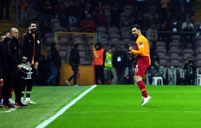 SON DAKİKA | Galatasaraylı Sinan Gümüşün transferi bitiyor